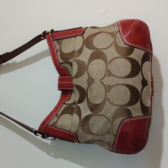 Vintage Coach Y2K Hampton Signature C Hobo – Rare Red Leather Shoulder Bag - Picture 3 of 16